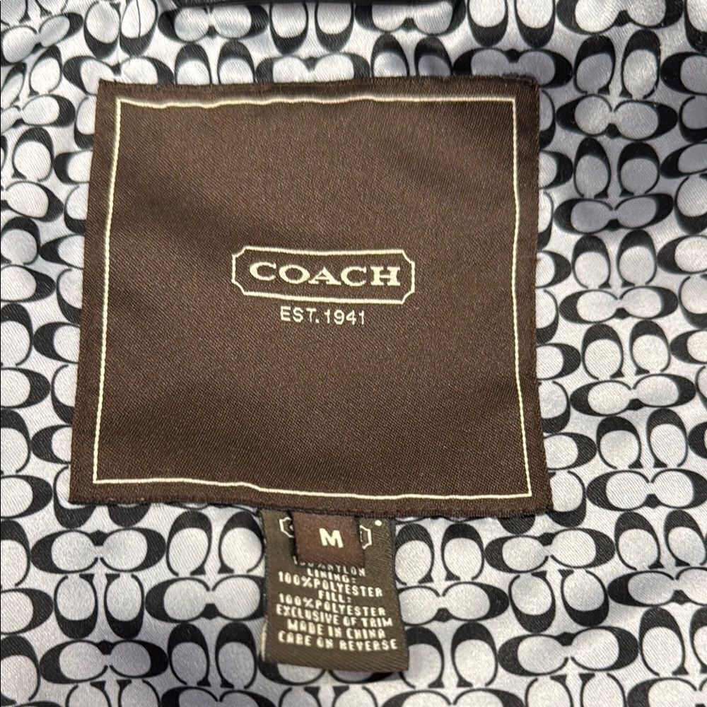 Chic Black Quilted Jacket - Picture 5 of 6